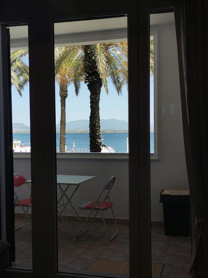 Casa Graziella Apartment SantʼAntìoco Екстериор снимка