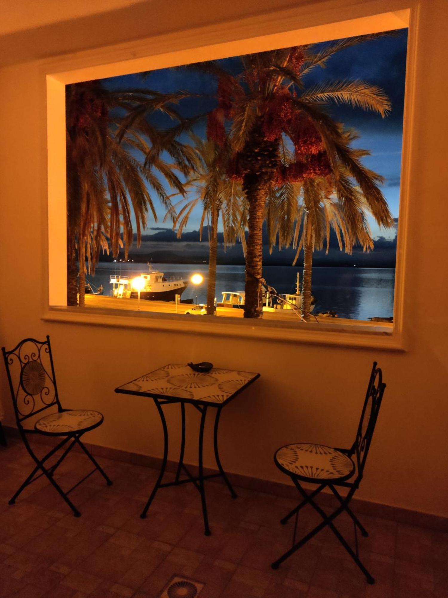 Casa Graziella Apartment SantʼAntìoco Екстериор снимка