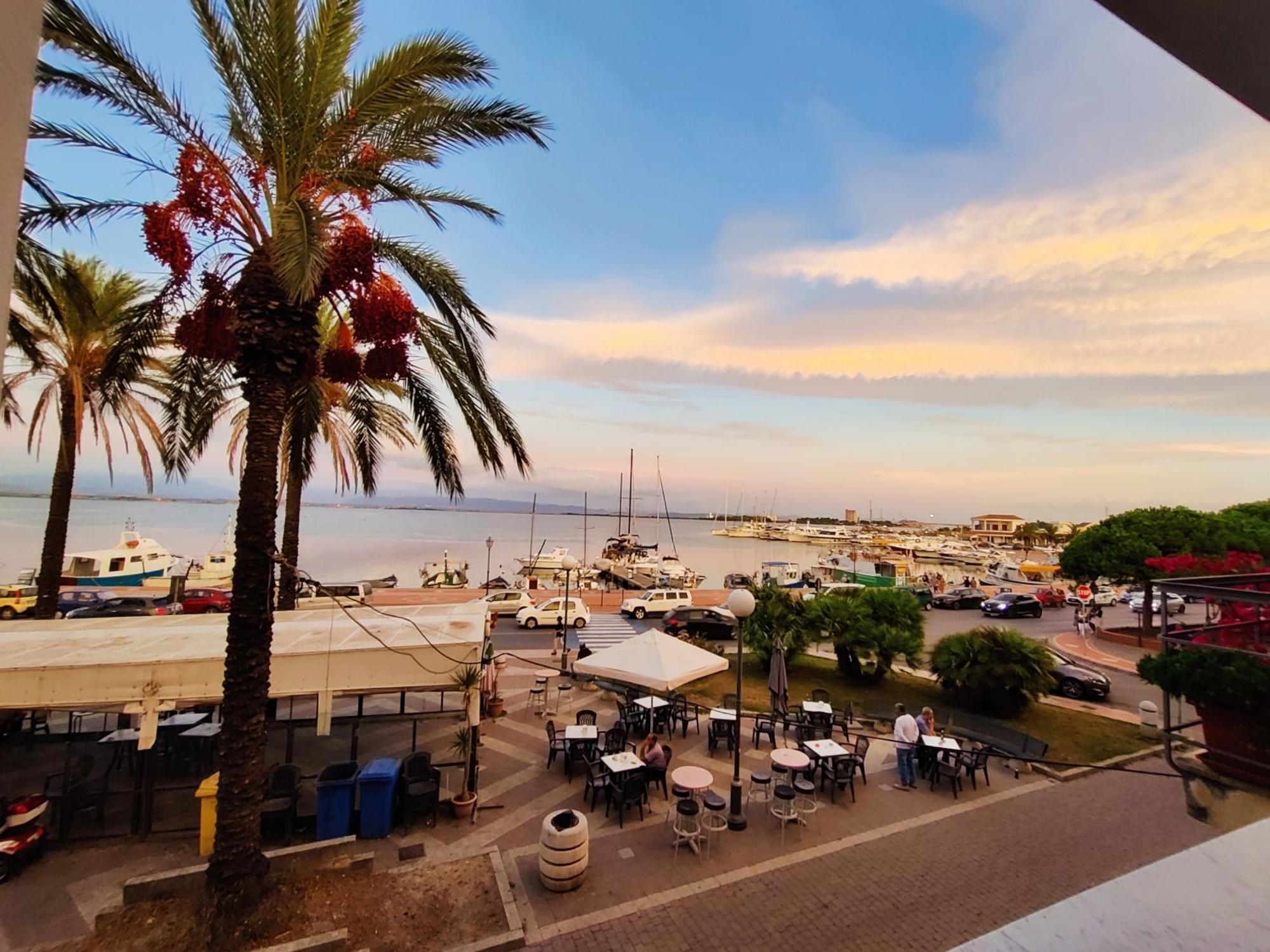 Casa Graziella Apartment SantʼAntìoco Екстериор снимка
