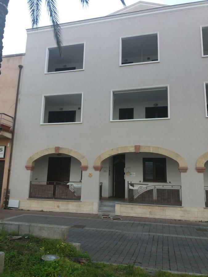Casa Graziella Apartment SantʼAntìoco Екстериор снимка