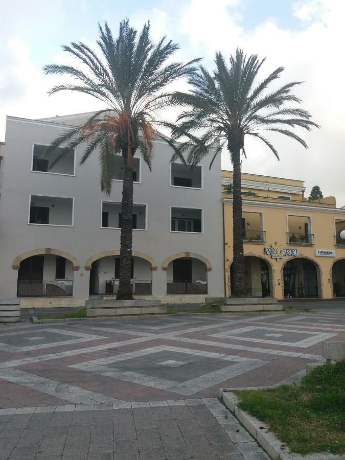 Casa Graziella Apartment SantʼAntìoco Екстериор снимка