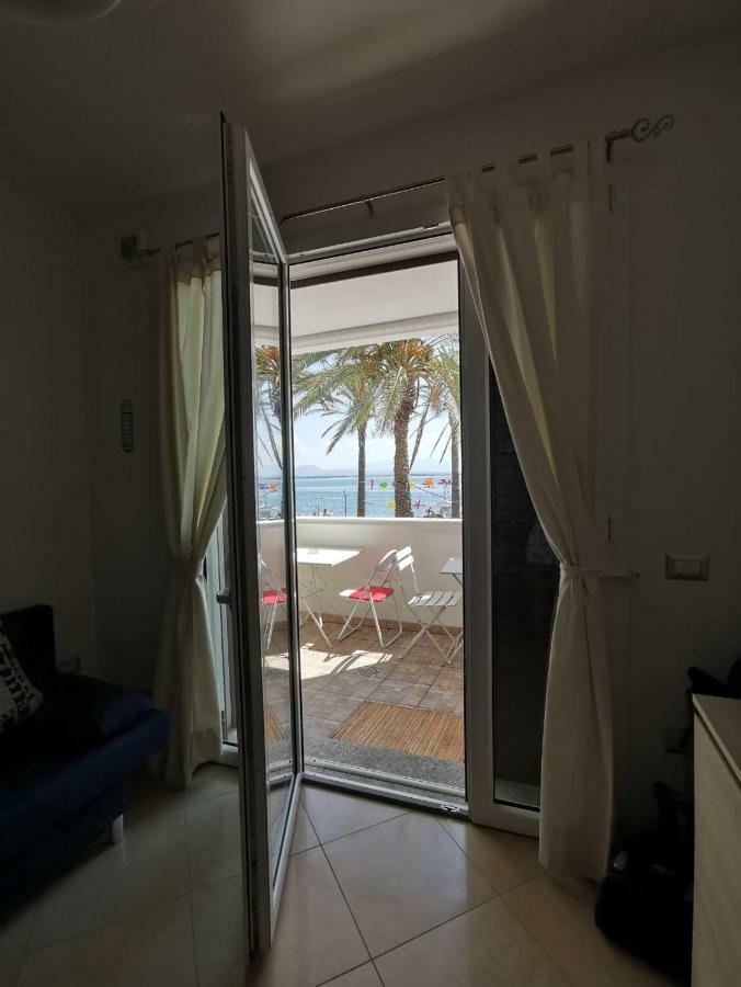Casa Graziella Apartment SantʼAntìoco Екстериор снимка