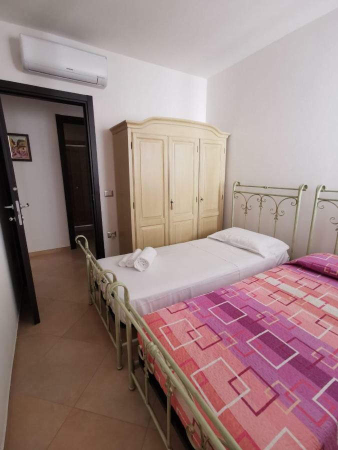 Casa Graziella Apartment SantʼAntìoco Екстериор снимка